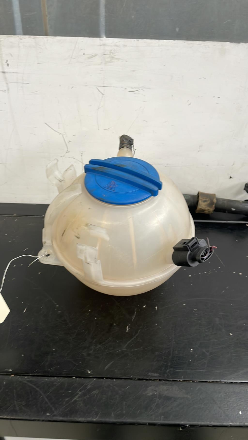 Vase d'expansion VOLKSWAGEN PASSAT 6 CC COUPE Essence - 1
