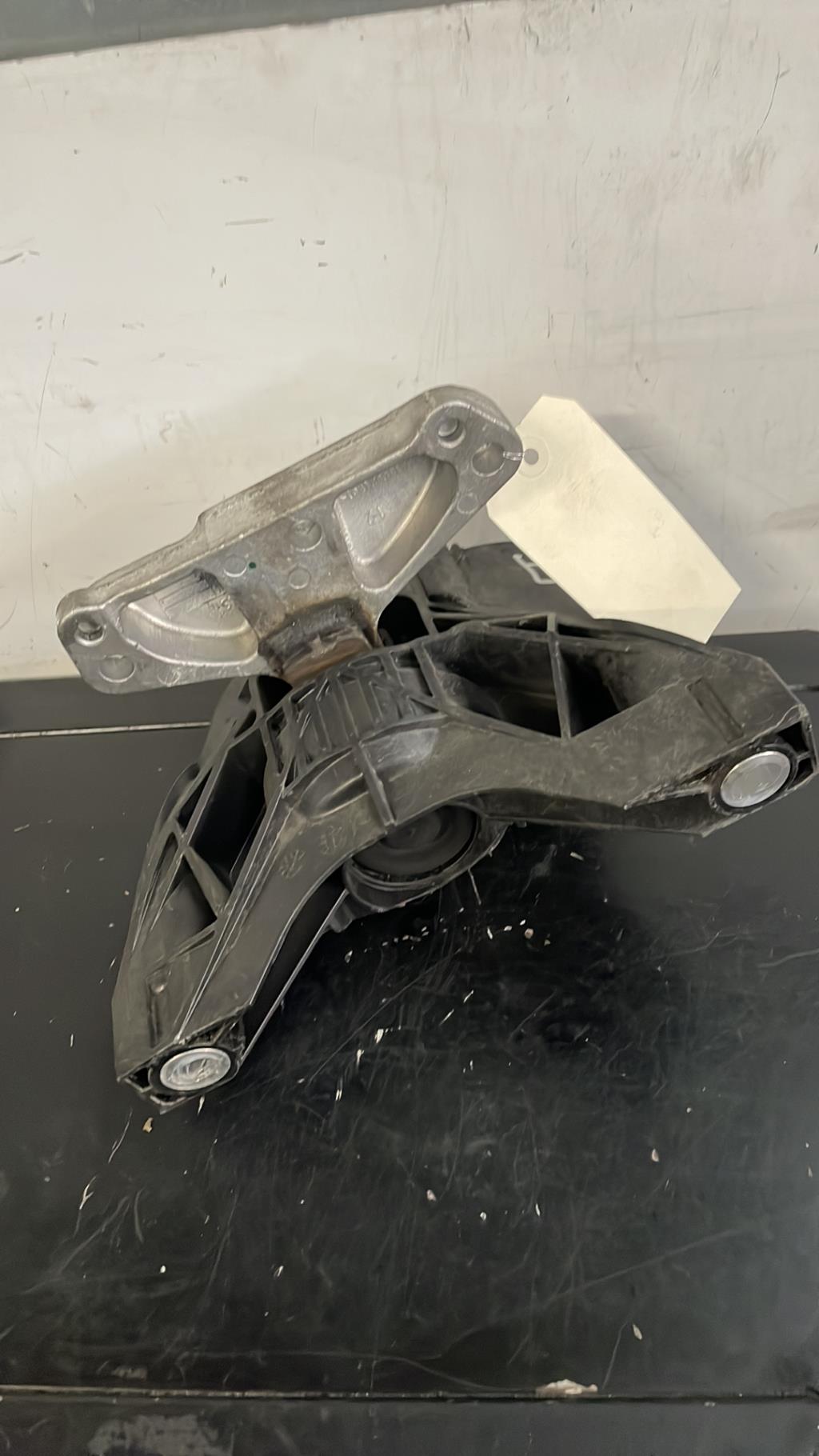 Support moteur PEUGEOT 5008 2 PHASE 1 Essence - 1