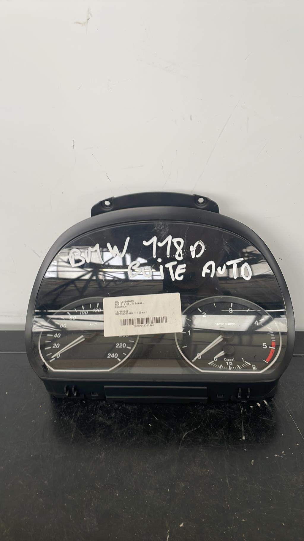 Compteur BMW SERIE 1 E81 Diesel - 1