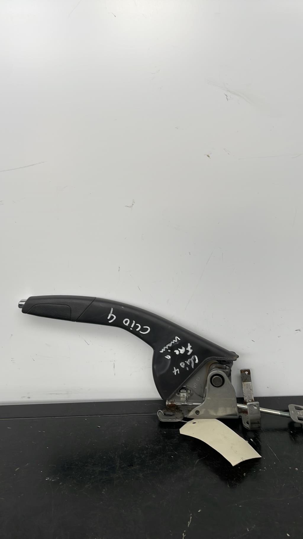 Levier frein à main RENAULT CLIO 4 PHASE 1 Diesel - 1