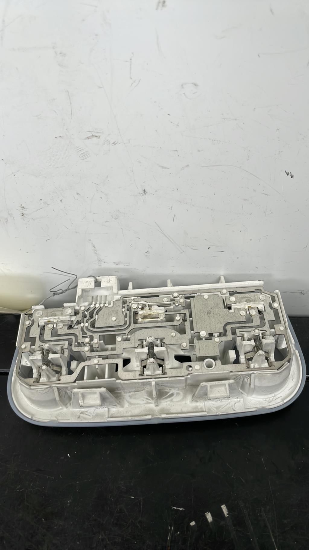 Eclairage de plafonnier RENAULT CLIO 4 PHASE 1 Diesel - 1