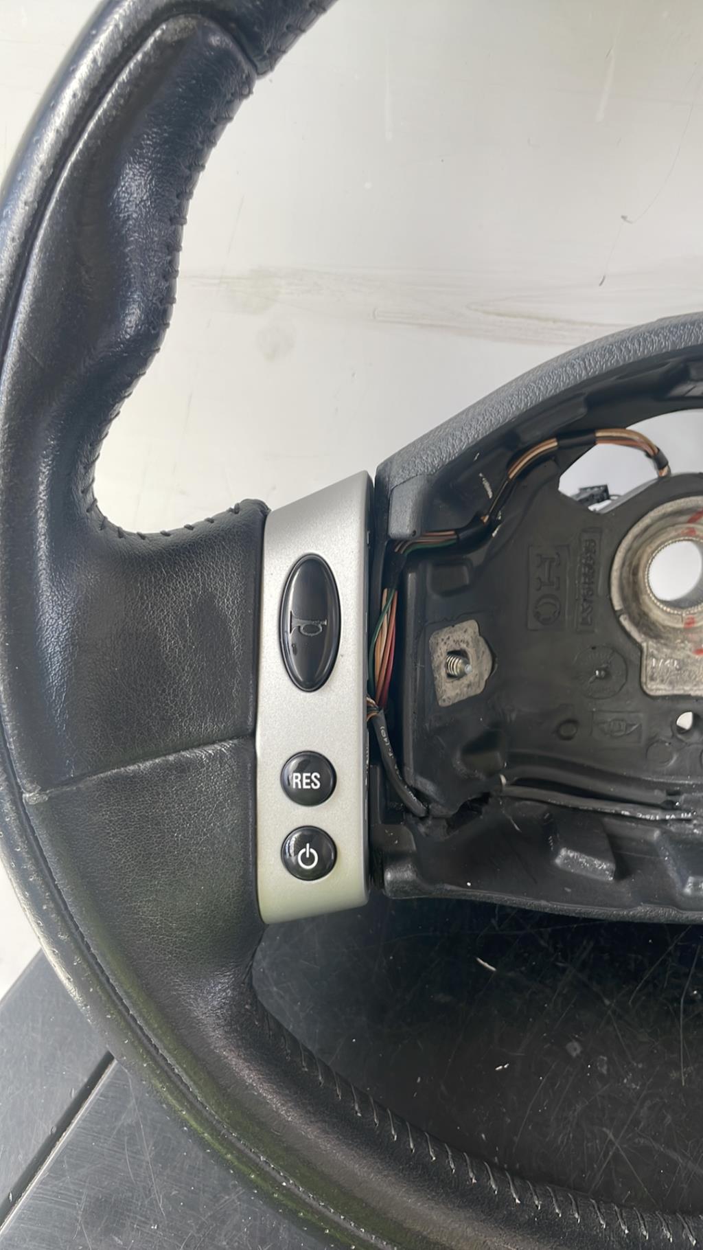 Volant MINI MINI 1 R50/R53 PHASE 2 Essence - 1
