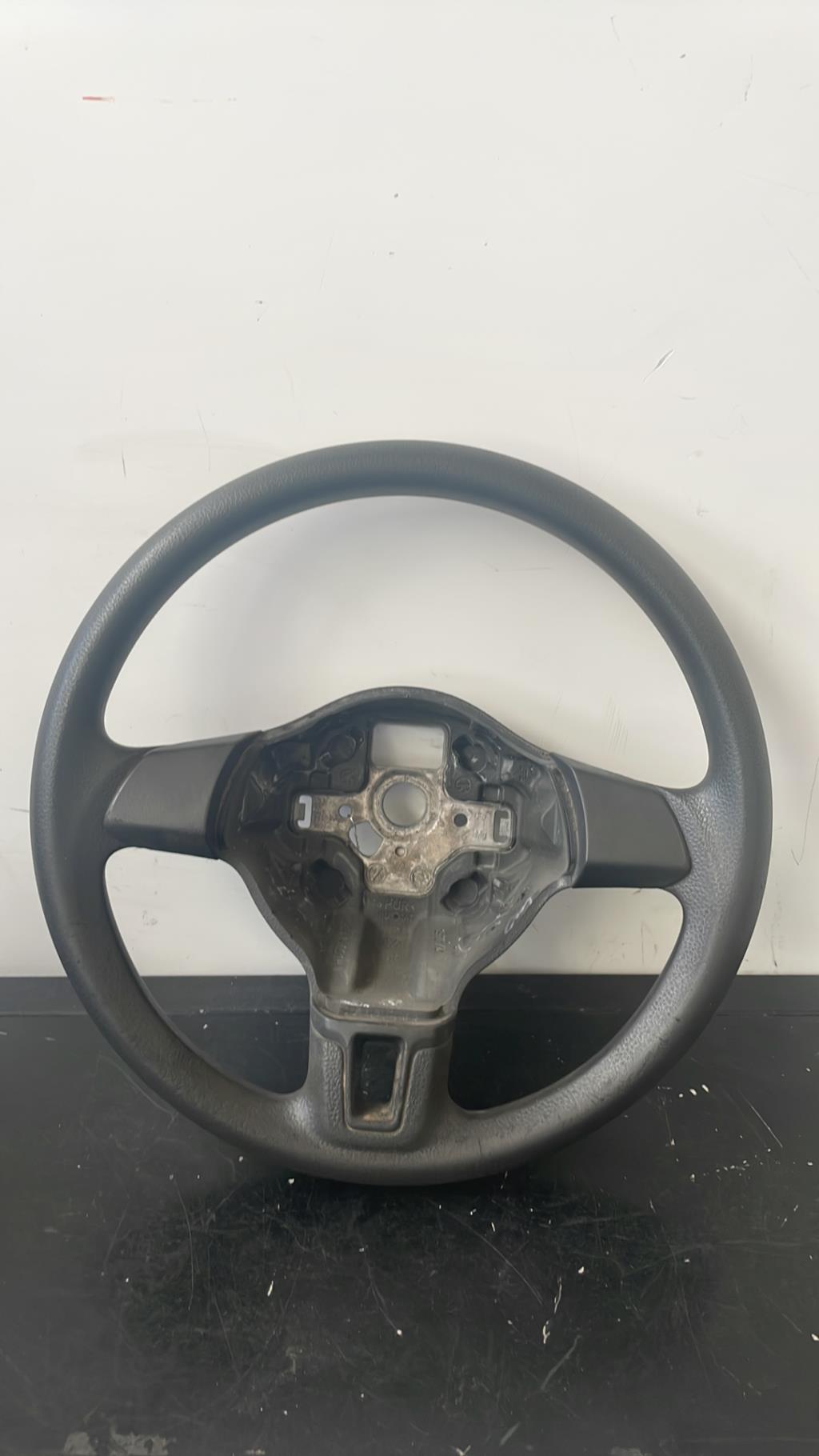 Volant VOLKSWAGEN TOURAN 2 Diesel - 1