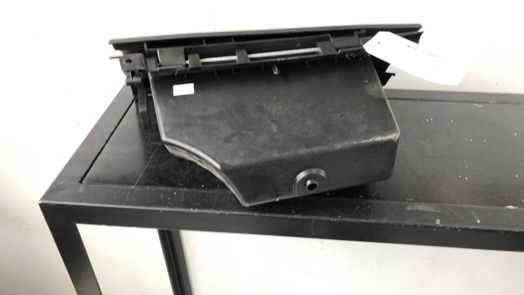 Boite a gants FIAT 500 2 PHASE 2 Essence - 1