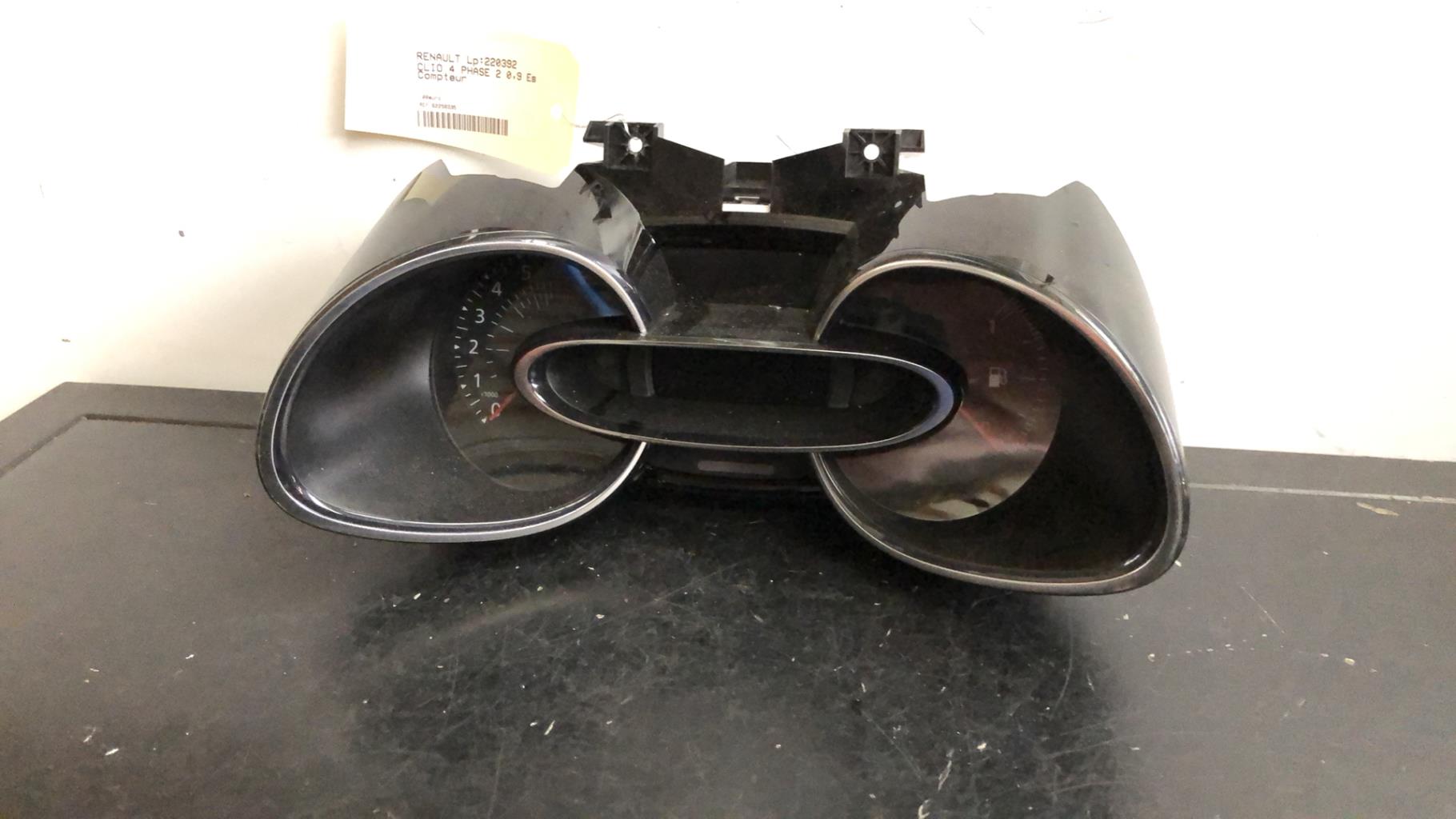 Compteur RENAULT CLIO 4 PHASE 2 Essence - 1