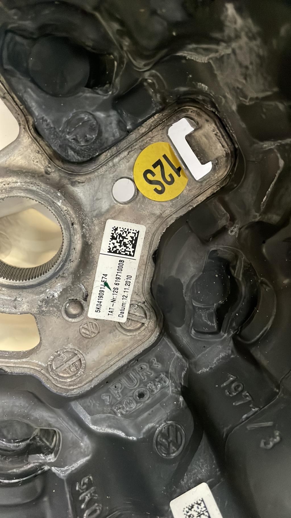 Volant VOLKSWAGEN GOLF 6 Diesel - 1