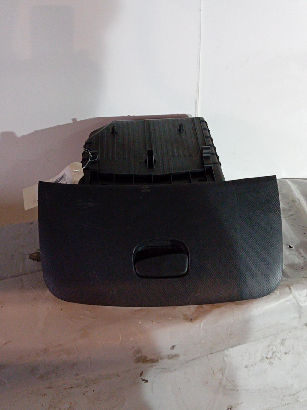 Boite a gants RENAULT CLIO 4 PHASE 1 Diesel - 1