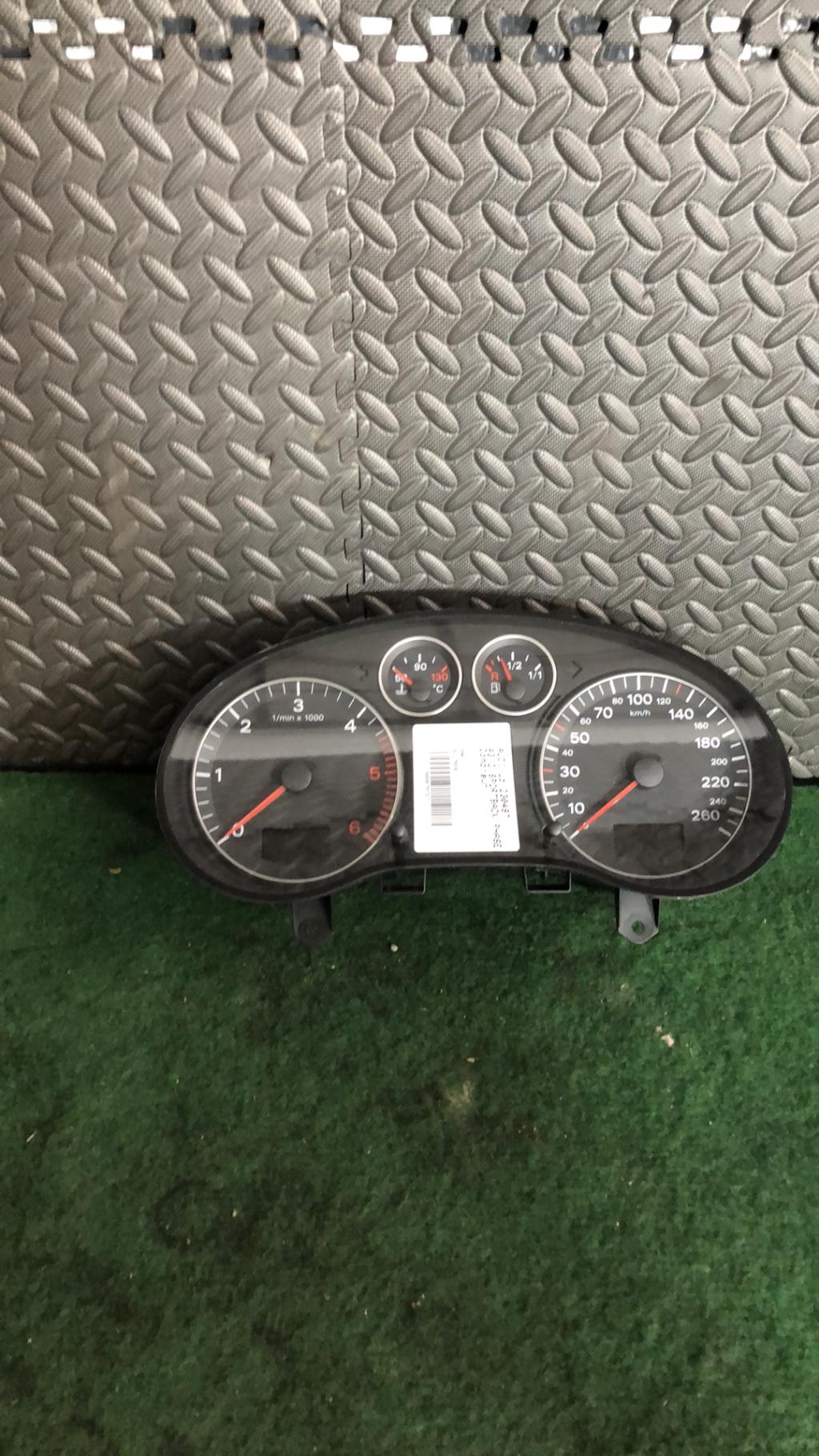 Compteur AUDI A3 2 SPORTBACK PHASE 1 Diesel - 1
