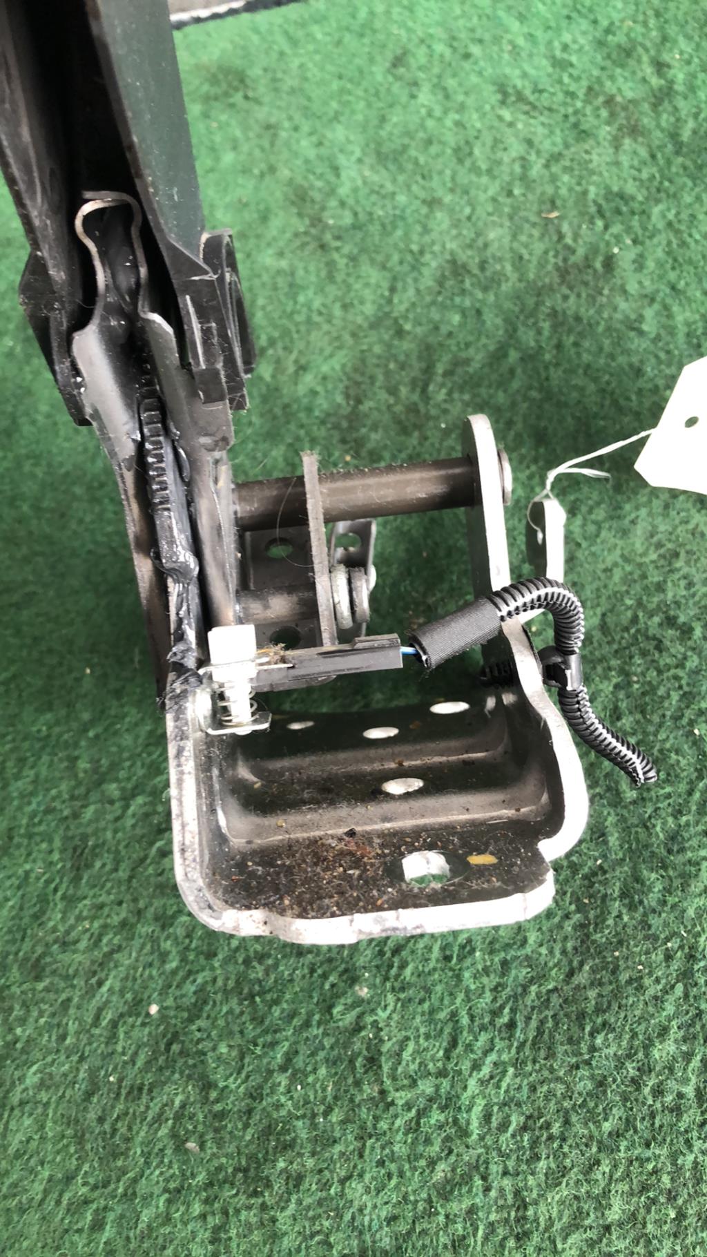 Levier frein à main RENAULT CLIO 5 PHASE 1 Diesel - 1