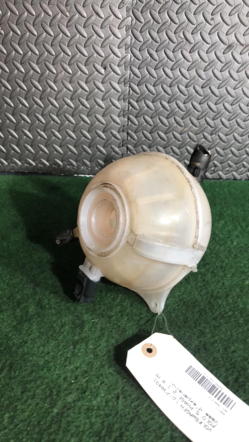 Vase d'expansion VOLKSWAGEN POLO 5 PHASE 2 Essence - 1