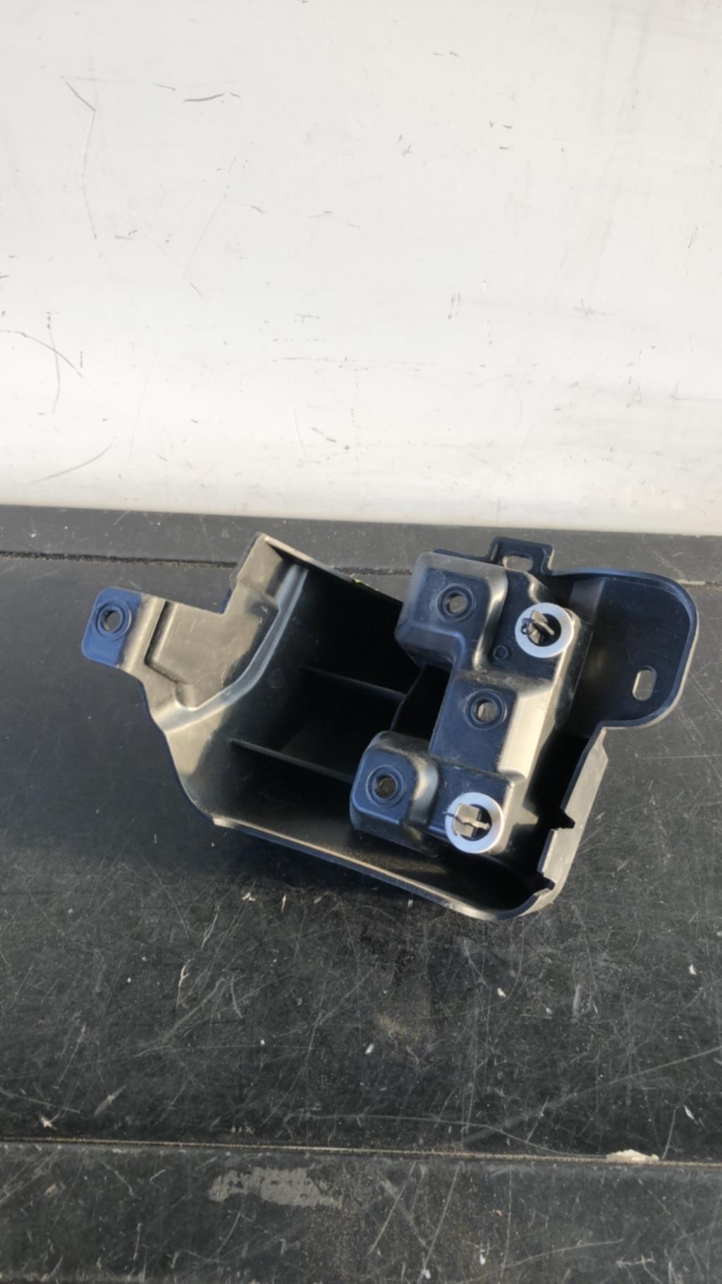 Support de pare chocs arriere RENAULT CLIO 5 PHASE 1 Essence/Hybride - 1