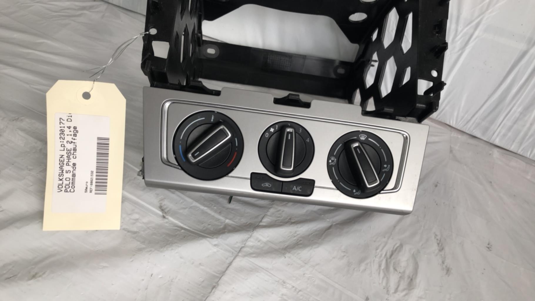 Commande chauffage VOLKSWAGEN POLO 5 PHASE 2 Diesel - 1