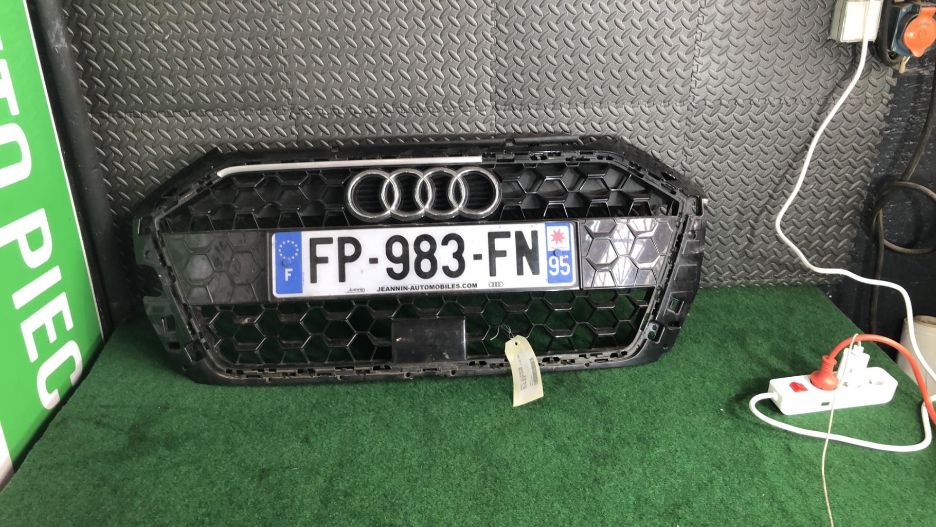 Calandre AUDI A1 2 SPORTBACK Essence - 1