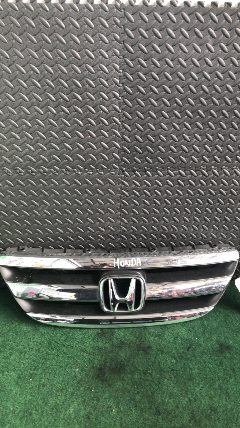 Calandre HONDA FR-V Diesel - 1