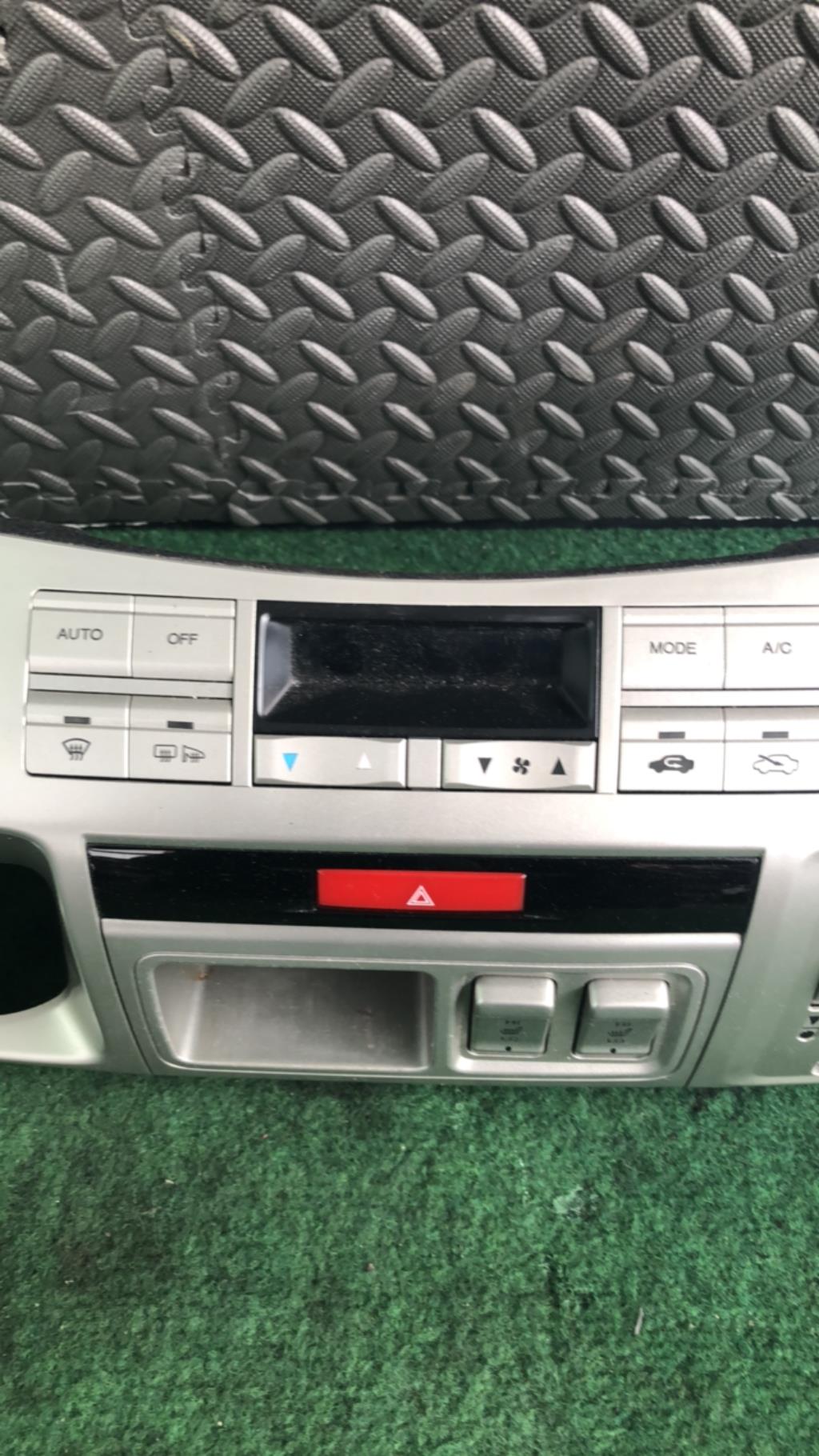 Commande chauffage HONDA FR-V Diesel - 1
