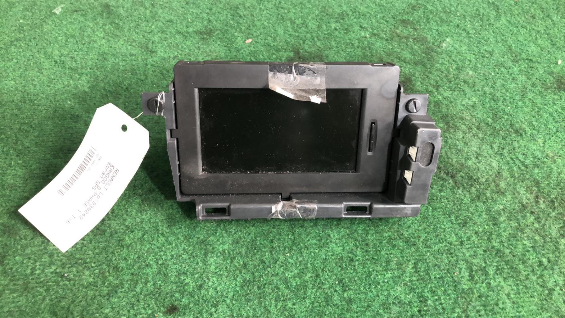 Ecran GPS RENAULT KANGOO 2 PHASE 1 Essence - 1