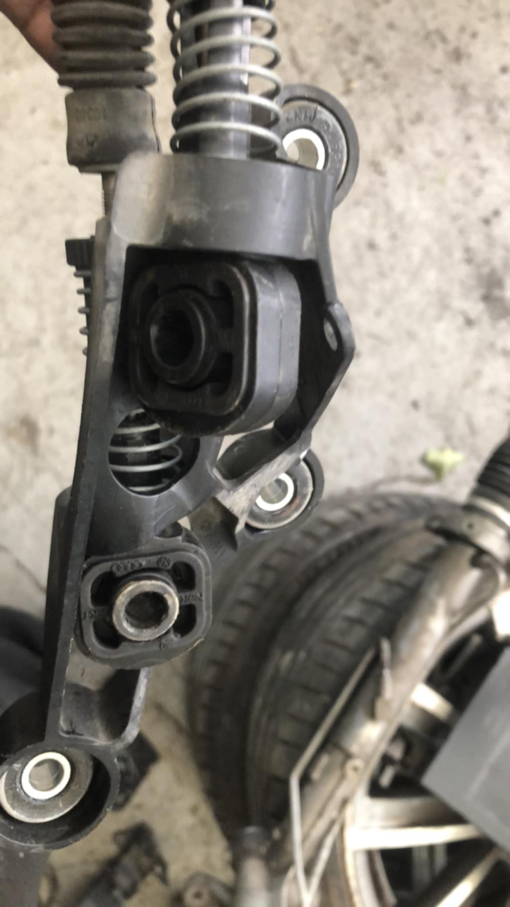 Levier de vitesses AUDI A1 1 PHASE 1 Diesel - 1