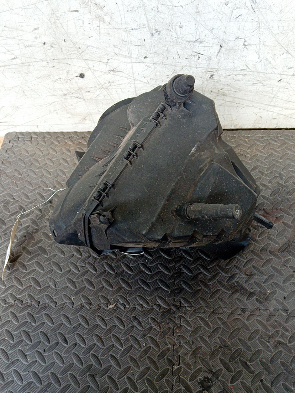 Boite a air AUDI A6 3 PHASE 1 Diesel - 1
