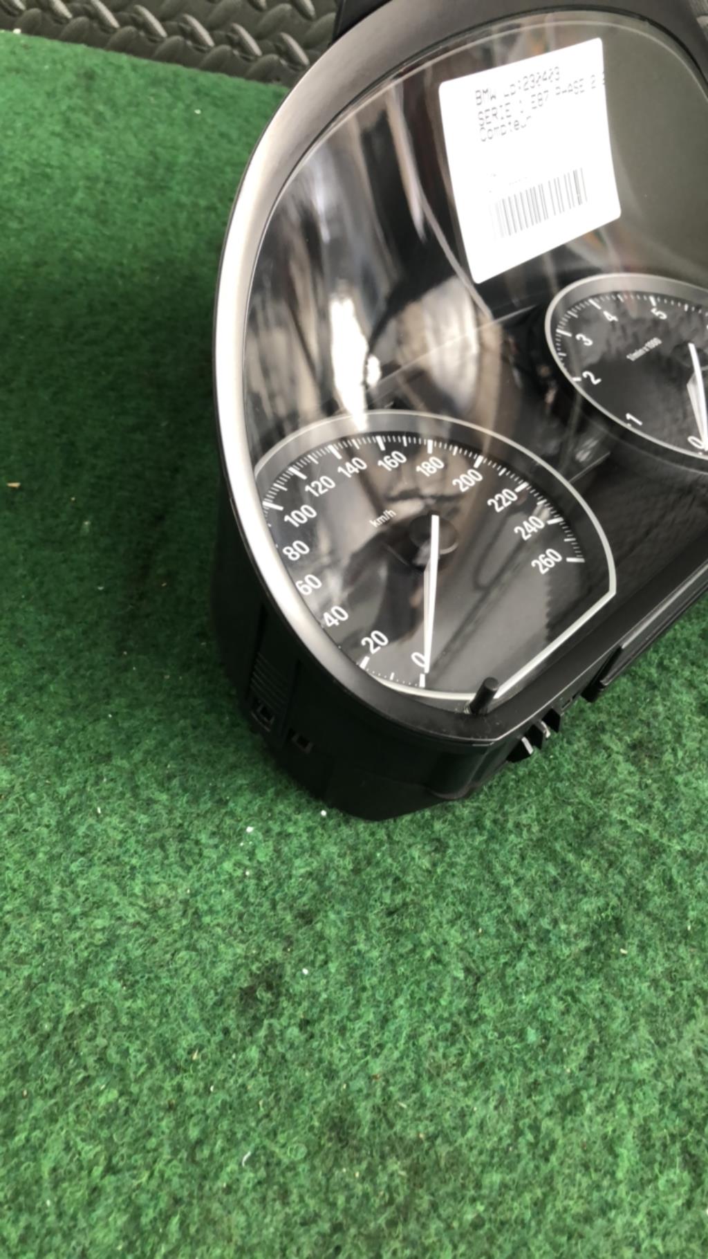 Compteur BMW SERIE 1 E87 PHASE 2 Essence - 1