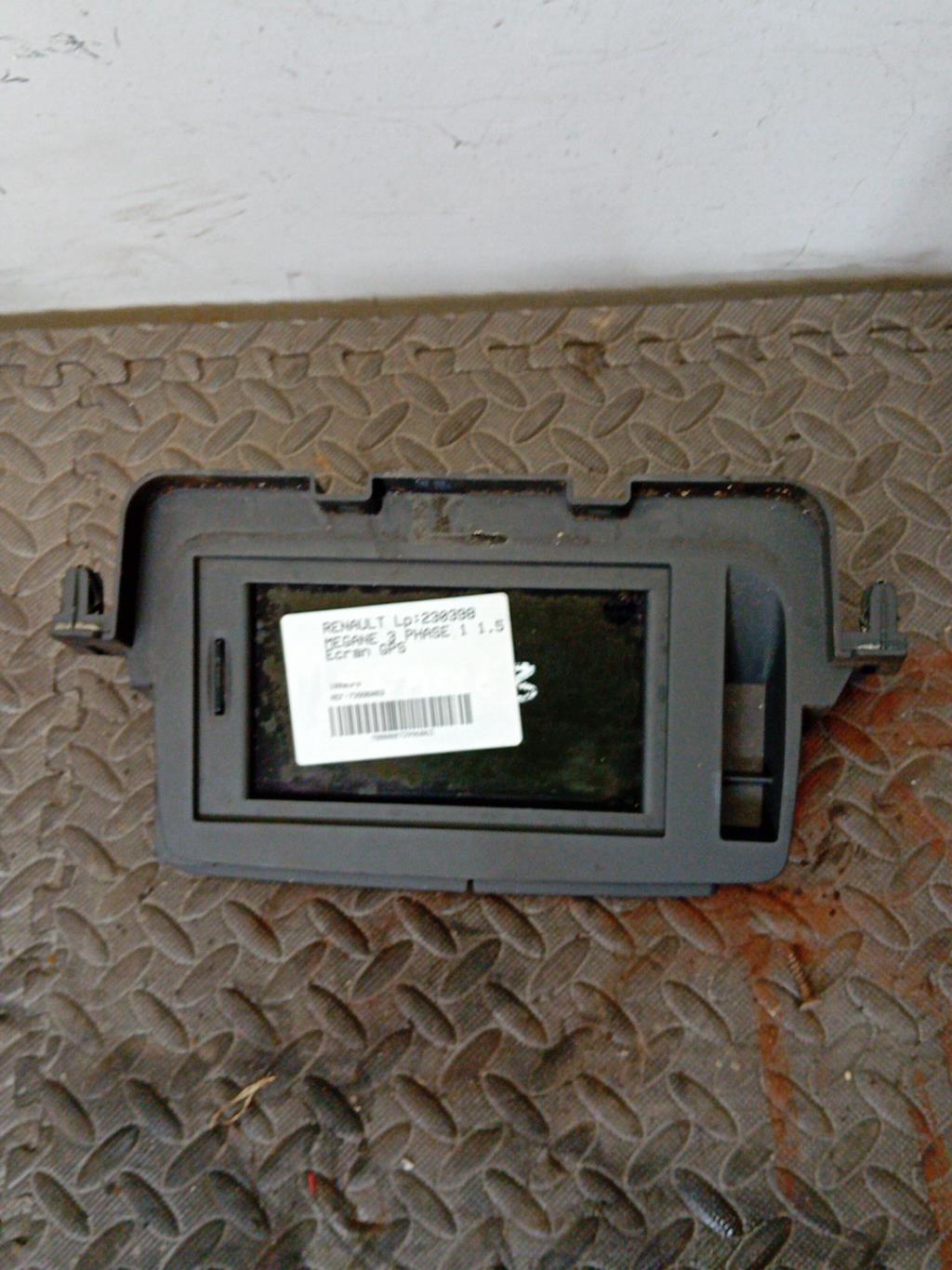 Ecran GPS RENAULT MEGANE 3 PHASE 1 Diesel - 1
