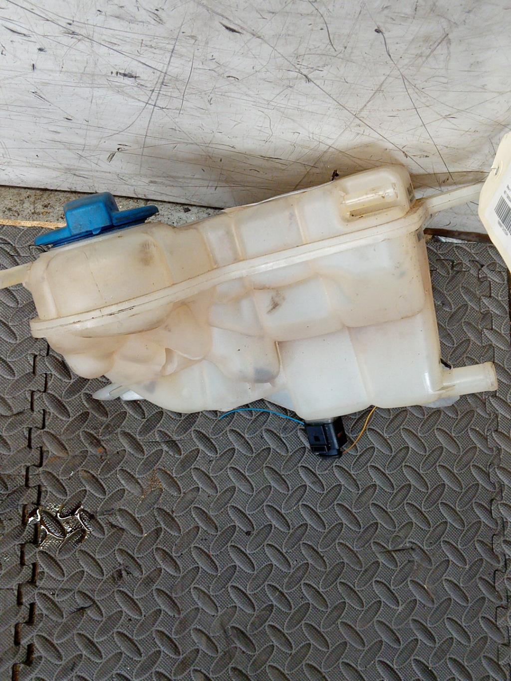 Vase d'expansion AUDI A6 3 PHASE 1 Diesel - 1