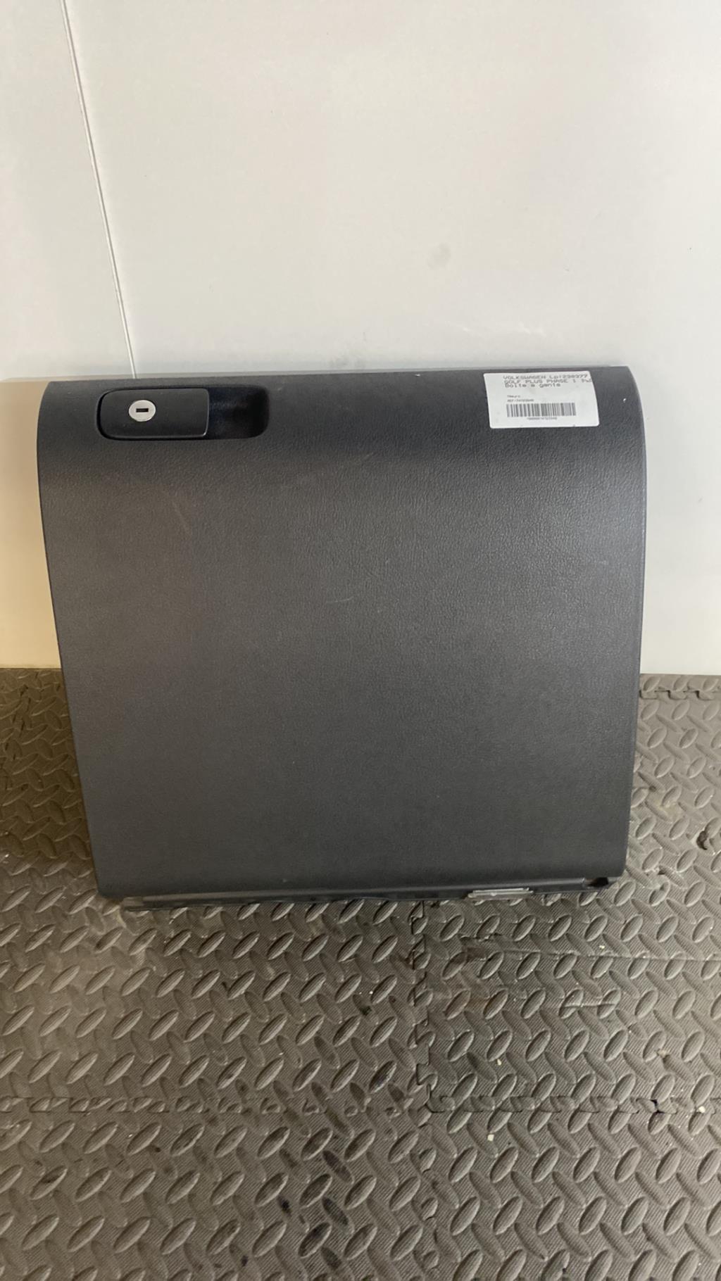 Boite a gants VOLKSWAGEN GOLF PLUS PHASE 1 Diesel - 1