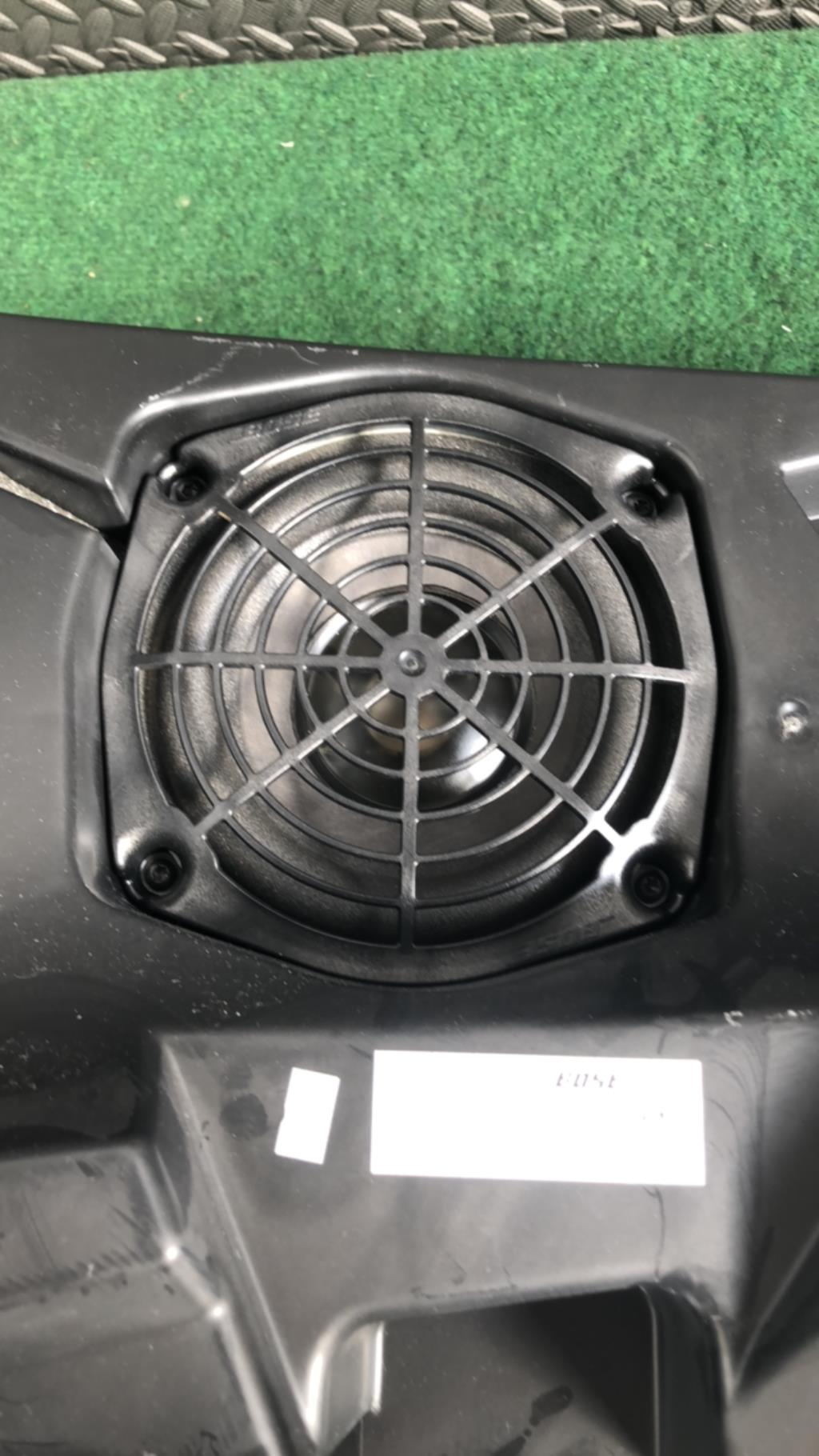 Caisson de basses AUDI TT 2 COUPE PHASE 1 Essence - 1