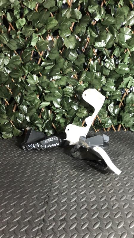 Support de pare chocs arriere RENAULT MEGANE 4 PHASE 1 Diesel - 1