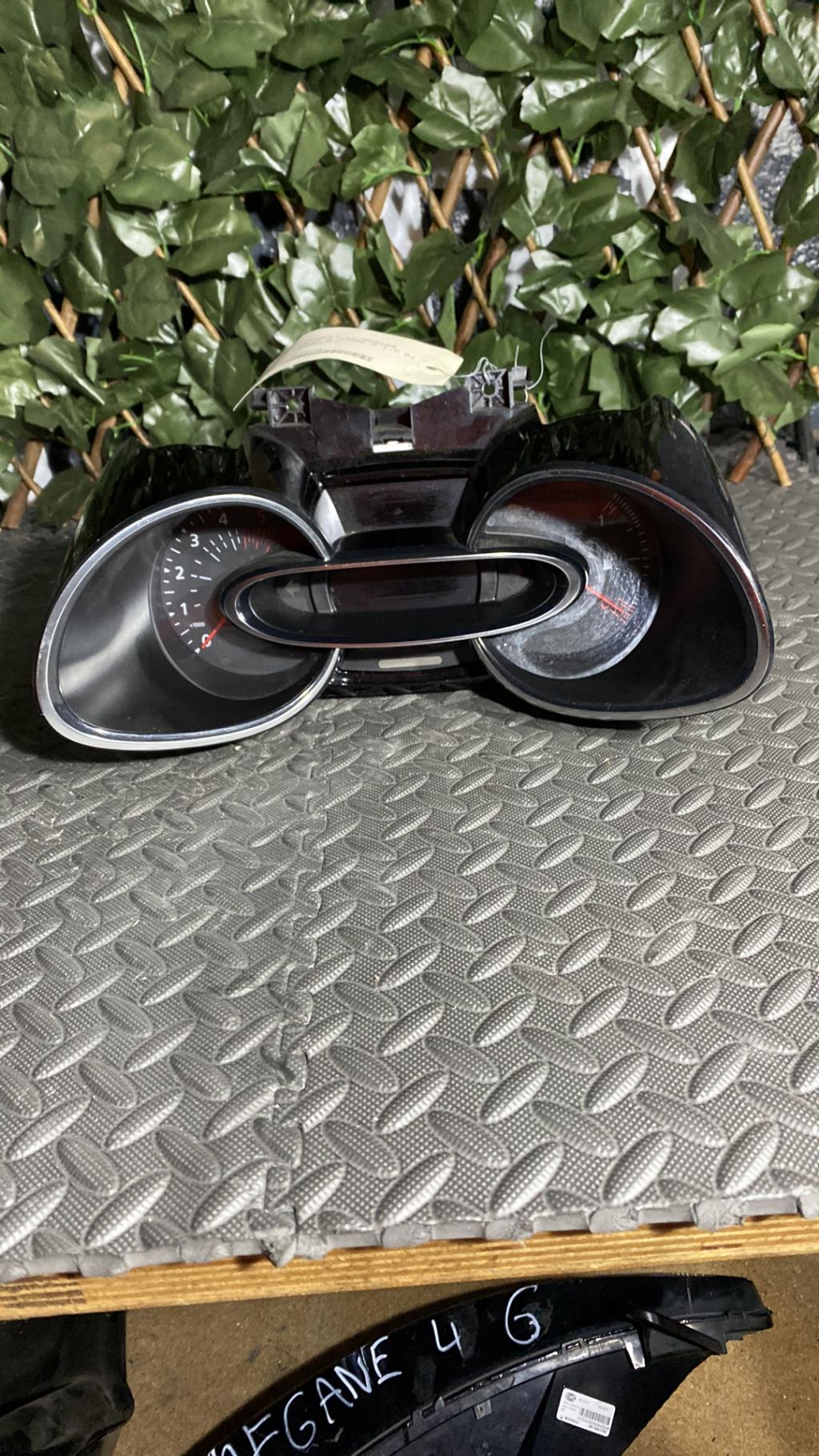 Compteur RENAULT CLIO 4 PHASE 2 Diesel - 1