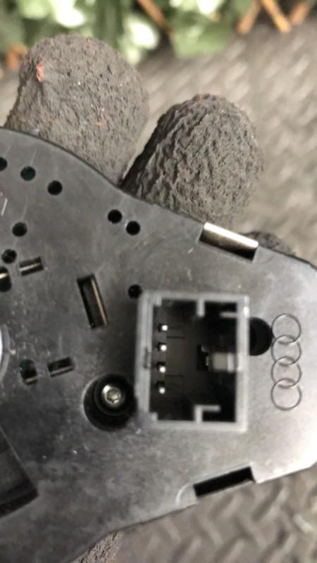 Commande de phare AUDI Q5 1 PHASE 2 Diesel - 1