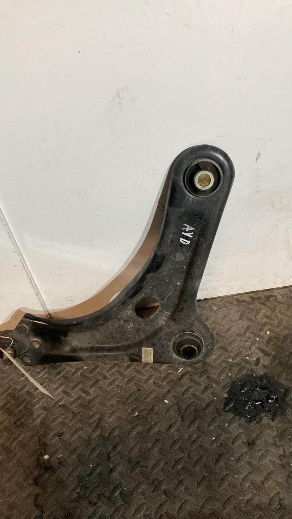 Triangle avant droit CITROEN C3 3 PHASE 2 Diesel - 1