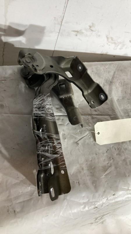 Charniere de capot CITROEN C4 2 PHASE 1 Diesel - 1