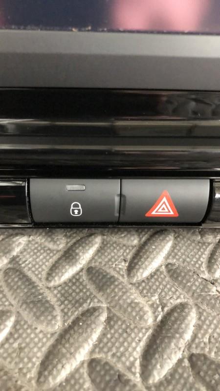 Ecran GPS CITROEN C3 3 PHASE 2 Essence - 1