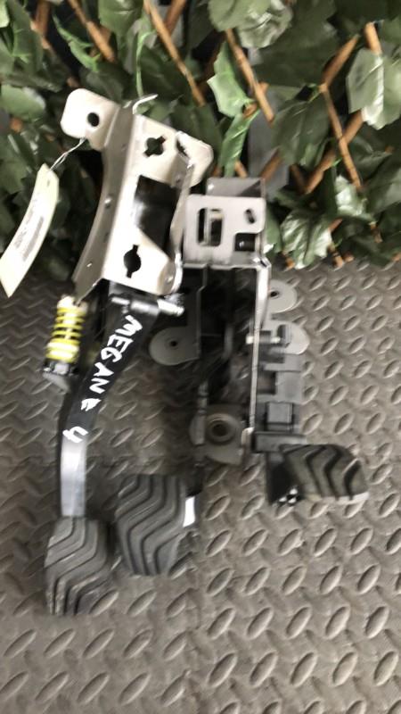 Pedalier RENAULT MEGANE 4 PHASE 1 Essence/Hybride - 1