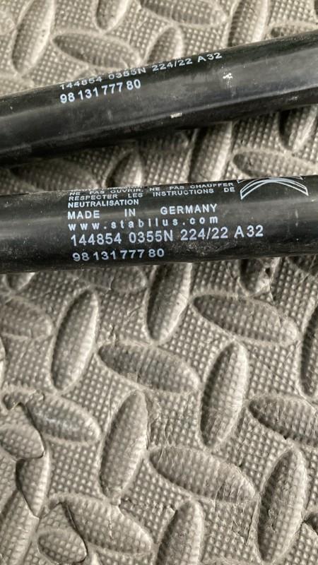 Verin de coffre CITROEN C3 3 PHASE 2 Essence - 1