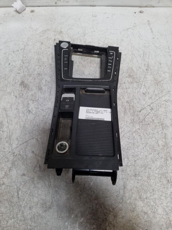 Console central (interieur plastique) VOLKSWAGEN GOLF 7 PHASE 2 Essence - 1