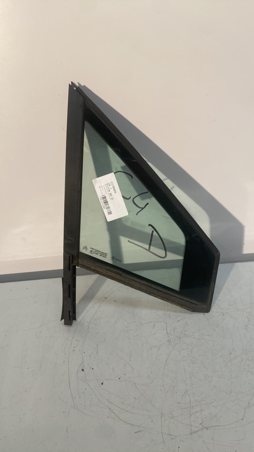 Vitre avant droit CITROEN C4 1  - 1
