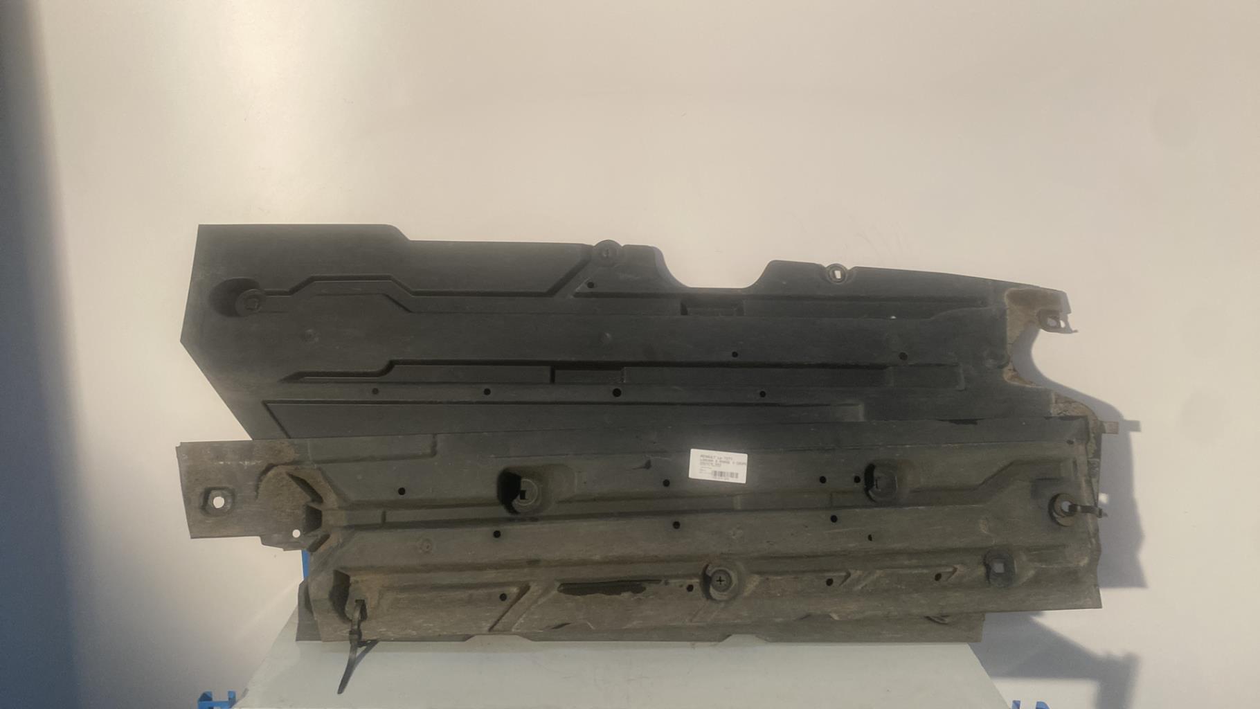 Cache moteur  RENAULT LAGUNA 3 PHASE 1 COUPE Diesel - 1