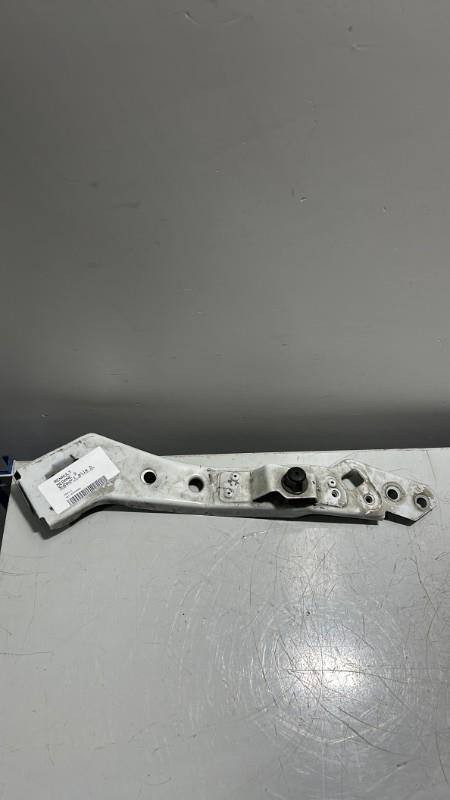 Support aile droit RENAULT MEGANE 3  - 1