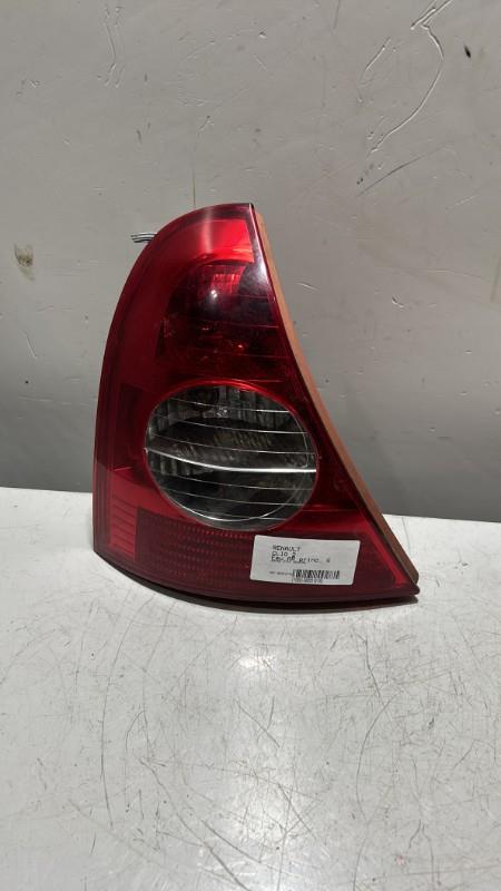 Feu arriere principal gauche (feux) RENAULT CLIO 2  - 1