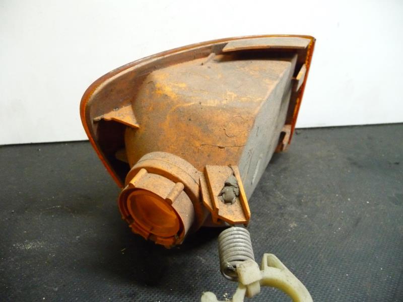 Optique avant secondaire gauche (feux)(clignotant) FORD ESCORT 4 Diesel - 1