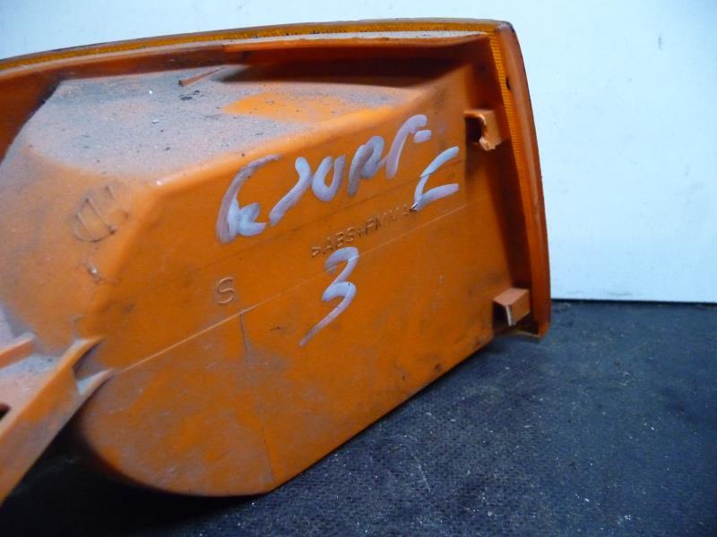 Optique avant secondaire gauche (feux)(clignotant) FORD ESCORT 4 Essence - 1