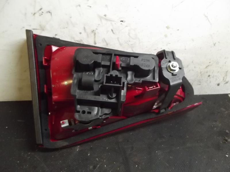 Feu arriere secondaire droit (feux) AUDI A4 3 PHASE 1  - 1