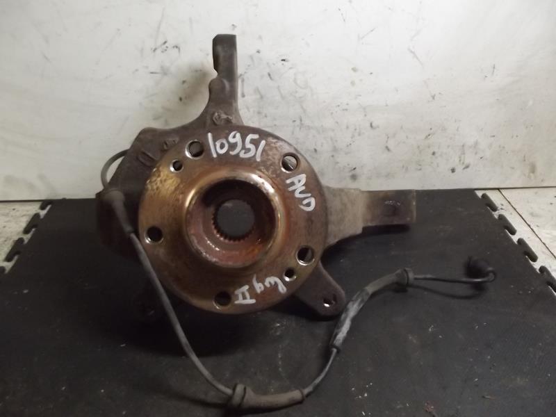Fusee avant droit RENAULT LAGUNA 2 PHASE 1 BREAK Essence - 1
