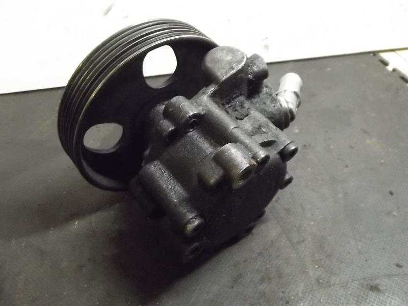 Pompe de direction PEUGEOT 407 PHASE 1 Diesel - 1