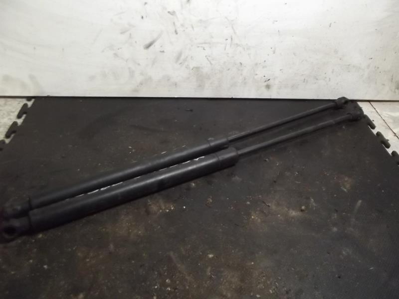 Verin de coffre RENAULT MEGANE 1 BREAK Diesel - 1