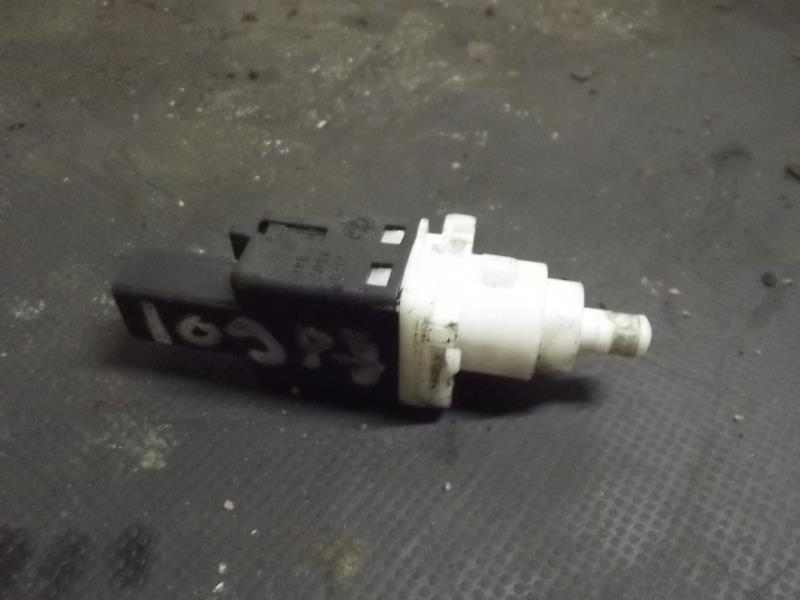 Contacteur feu stop CITROEN C3 1 PHASE 1 Essence - 1