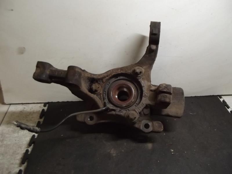 Fusee avant droit OPEL ZAFIRA B PHASE 1 Diesel - 1