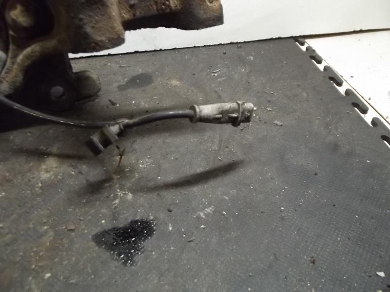 Fusee avant droit OPEL ZAFIRA B PHASE 1 Diesel - 1