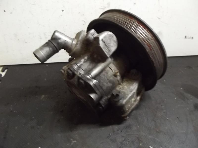 Pompe de direction MERCEDES VITO 638 Diesel - 1